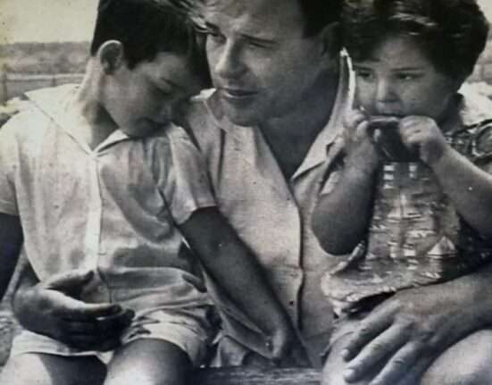 Jango e o projeto interrompido Música