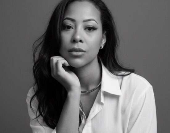 Beleza que gera renda: formação em nail designer une prática e controle financeiro mercado de trabalho