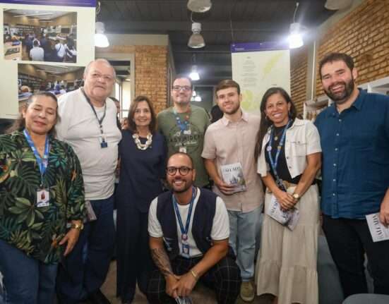 Lançamento da Revista Da Calçada Economia