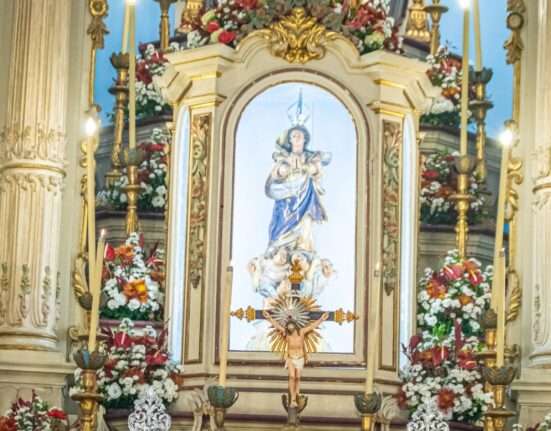 Igrejinha dos Mercadores vai celebrar quarta-feira de cinzas. Saúde