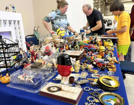 Encontro de Multicolecionismo traz figurinhas das copas do mundo ao longo da história, na sexta e sábado Rio de janeiro