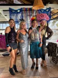 Grito de Carnaval da AMA Brasília é marcado por alegria, brilho e tradição Colunismo Social