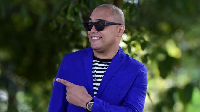 Thiago Cordeiro – O Rei do Repertório anima o Carnaval no Estado do Rio claudelopes70