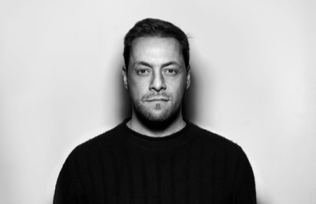 Antonio Zambujo celebra Caetano Veloso na turnê “Oração ao Tempo” Música