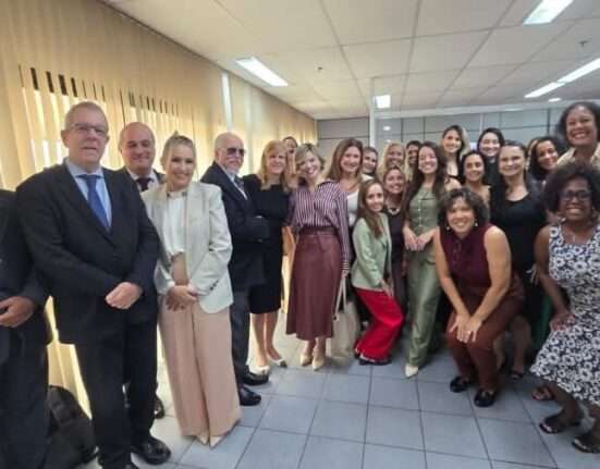 Evento em comemoração ao Dia Internacional da Mulher Colunismo Social