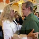 Plateia de sucesso, em "Cauby, uma Paixão", com Diogo Vilela Rio de janeiro