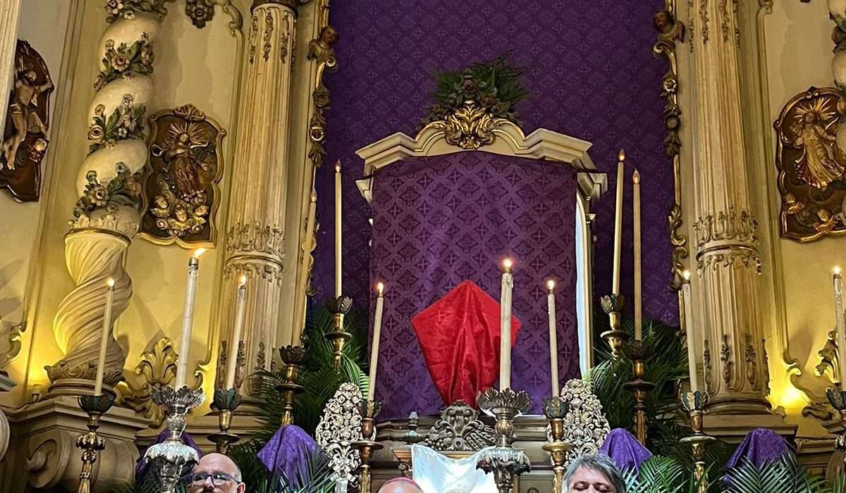 Cerimônia de Domingo de Ramos, na igrejinha da rua do Ouvidor 35.l Rio de janeiro