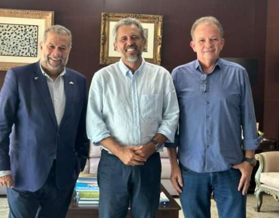 Carlos Lupi e André Figueiredo:reuniões com governador e prefeito de Fortaleza Rio de janeiro