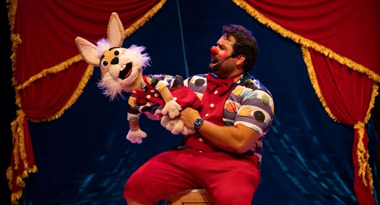 Manhattan Shopping celebra a Páscoa com oficinas criativas, teatro e atrações para crianças Programação gratuita inclui oficinas de confecção de caixinhas de cenoura e apresentações temáticas aos fins de semana Eventos