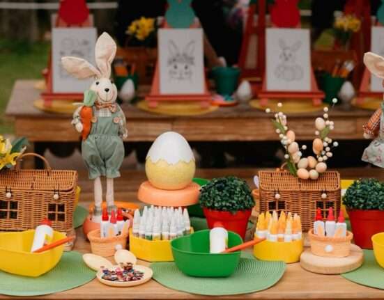 Pátio Brasil Shopping apresenta Páscoa Encantada com espetáculos da Cia Néia e Nando e experiências criativas para toda a família Artes