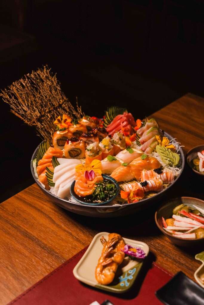 Restaurante japonês Haná reabre as portas repaginado e apresenta nova experiência gastronômica em Brasília Geral