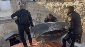 Irã bombardeia cidade sagrada de Jerusalém Internacional