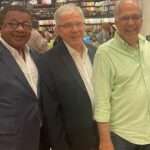 Lideranças e militância brizolista, no lançamento do livro sobre Leonel Brizola Rio de janeiro