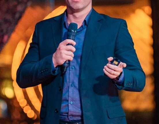 Em tempos de tecnologia e trabalho remoto, ainda vale a pena ter um escritório físico? Notícias