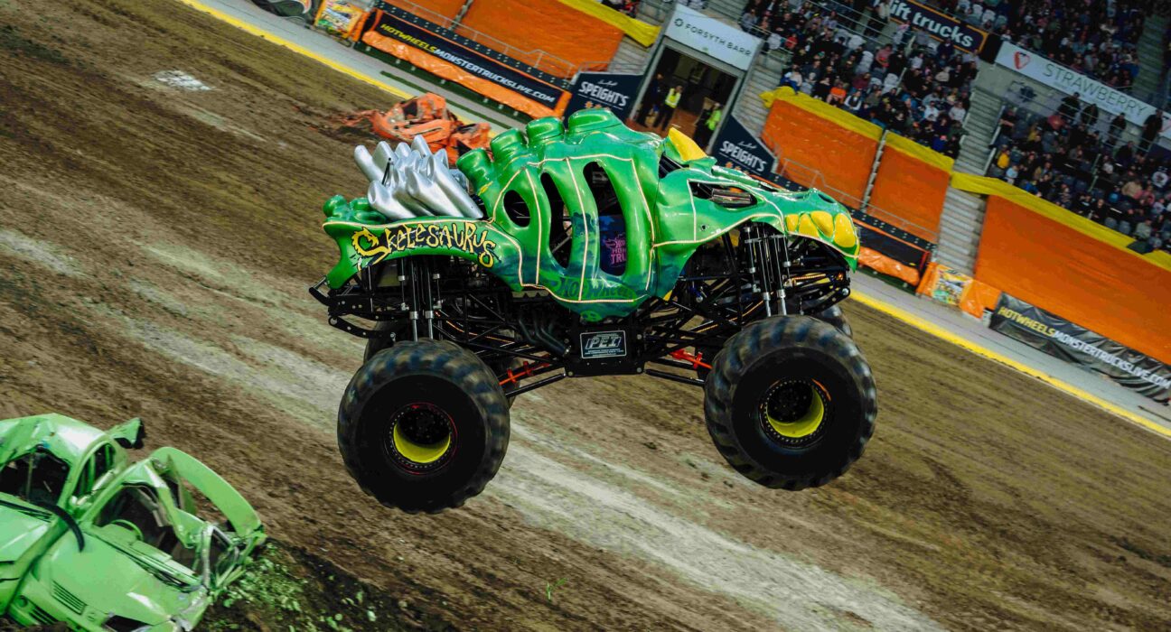 HOT WHEELS MONSTER TRUCKS LIVE™ Diversão