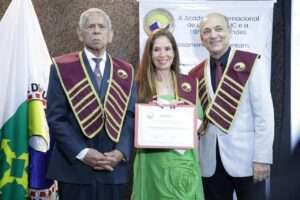 Academia Internacional de Cultura anuncia vencendores de Concurso Literário de Contos Colunismo Social