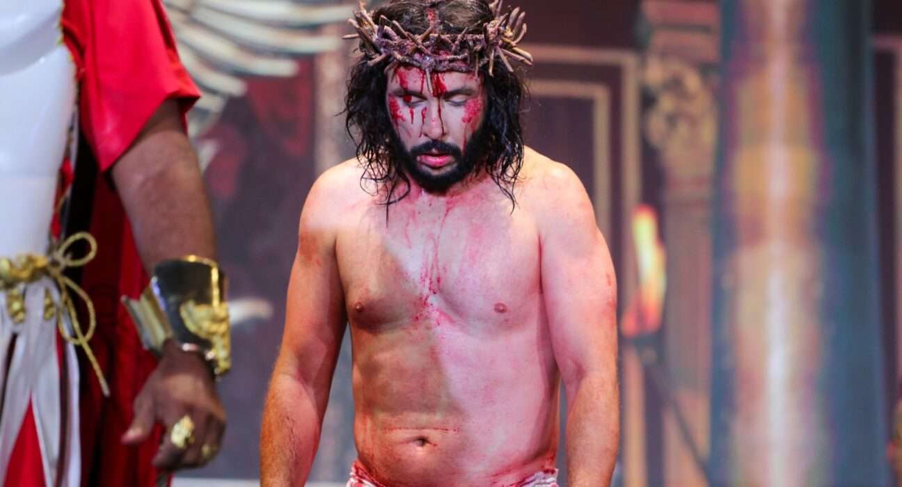 Paróquia Nossa Senhora da Assunção celebra 40 anos com mega espetáculo da Paixão de Cristo amanhã Eventos