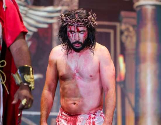 Paróquia Nossa Senhora da Assunção celebra 40 anos com mega espetáculo da Paixão de Cristo amanhã Religião