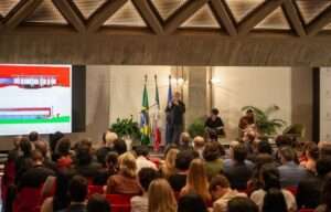 Italian Design Day 2026 reúne especialistas na Embaixada da Itália em Brasília para debater patrimônio arquitetônico, inovação e sustentabilidade Decoração