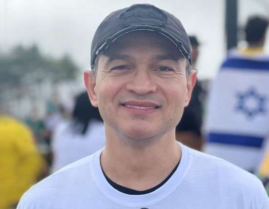 Davi Sacer anuncia pré-candidatura a deputado federal e amplia missão além da música Política