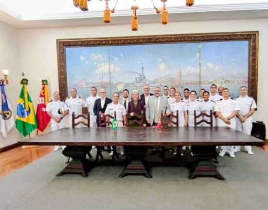 Mútua Cooperação entre a Uniapac Adce e o Corpo de Fuzileiros Navais Rio de janeiro