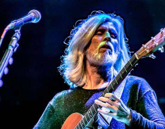 Oswaldo Montenegro traz “A Dança dos Signos” a Brasília em apresentação única Rio de janeiro