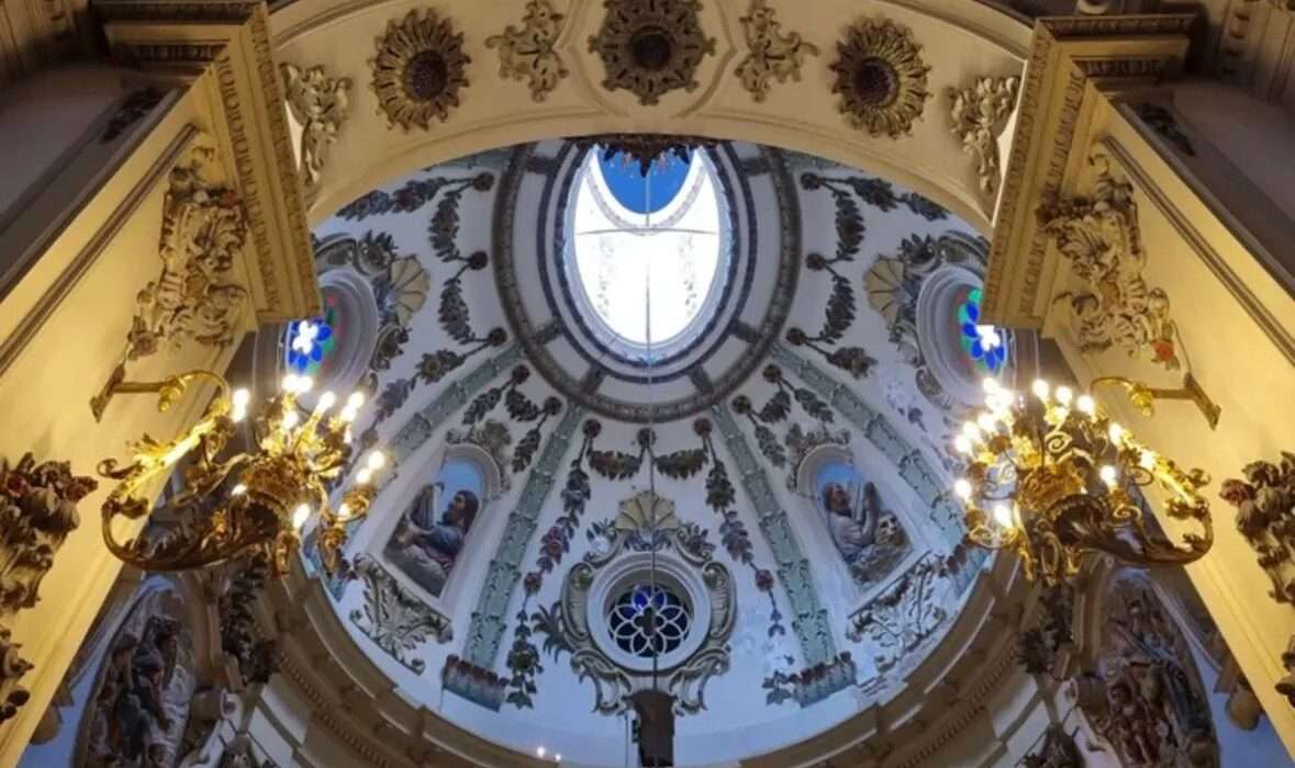 Curso de História da Arte, na igrejinha da Lapa dos Mercadores Rio de janeiro