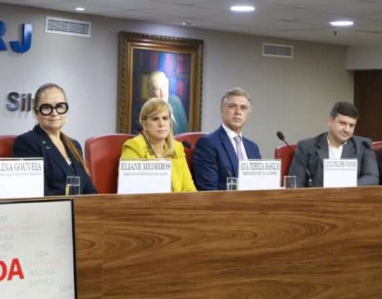 Encontro da Comissão Especial de Direito Sanitário e Saúde reuniu especialistas, na OAB-RJ Rio de janeiro