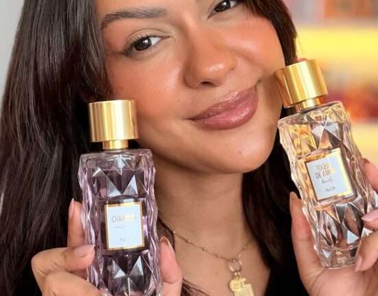 Especialista em perfumaria, Jaqueline Silva, explica as ocasiões de uso da linha Avon Iconic Collection  cinema