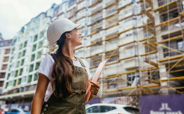 Mulheres que constroem: maternidade, desafios e superação na construção civil Geral