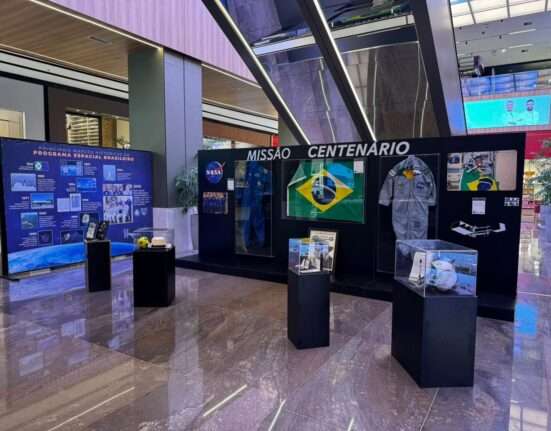 Sugestão - Viagem ao espaço: exposição imersiva leva público a reviver missão histórica no Manhattan Shopping