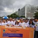 Martha Rocha e Leo Lupi participam da Caminhada "Faça Bonito" Rio de janeiro