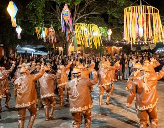 Arraiá da Assefaz reúne comida típica, show ao vivo, quadrilha e programação para toda a família Diversão