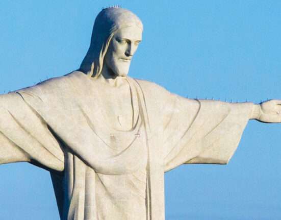 Monumentos brasileiros serão iluminados com as cores da bandeira americana Cultura