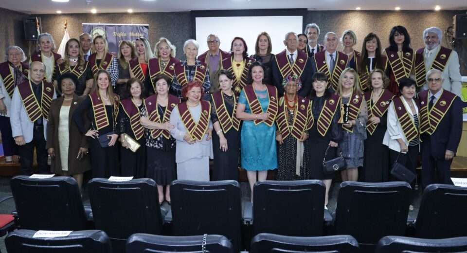 Academia Internacional de Cultura celebra liderança feminina com a entrega do Troféu Mulher 2026 Colunismo Social