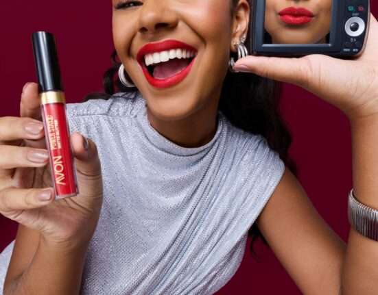 Avon traz lançamentos e se consolida como a marca de maior portfólio de maquiagem de longa duração Gastronomia