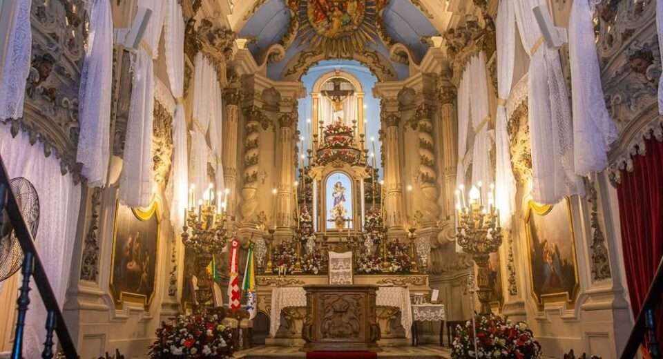 Santa Missa Tridentina, na igreja da Lapa dos Mercadores Rio de janeiro