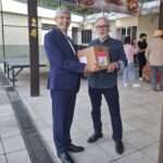 Entrega de equipamento para a pesquisa, na UFRJ Rio de janeiro