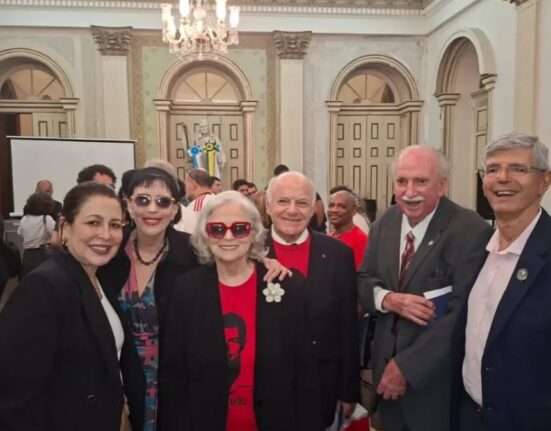 Diplomação póstuma a Stuart Angel reuniu amigos e personalidades históricas Rio de janeiro