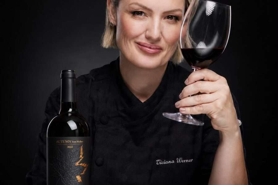 Ticiana Werner lança vinho exclusivo para celebrar os 18 anos do restaurante Gastronomia