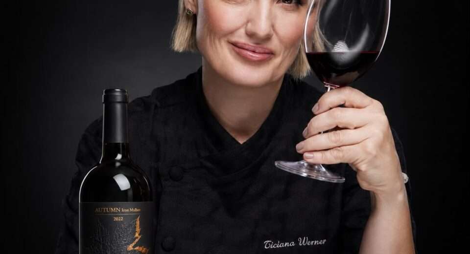 Ticiana Werner lança vinho exclusivo para celebrar os 18 anos do restaurante Gastronomia
