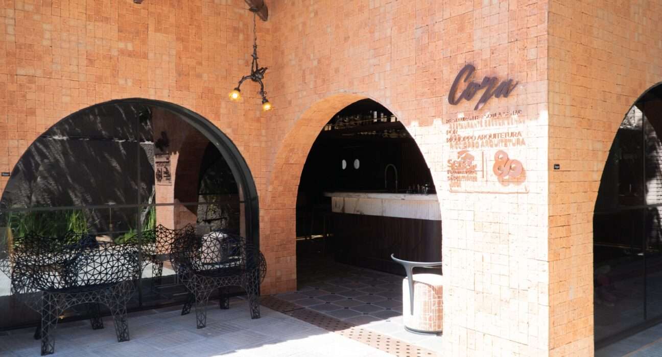 Giovanni Riccioppo alia arte, arquitetura e design e gastronomia no Restaurante Cora Gastronomia
