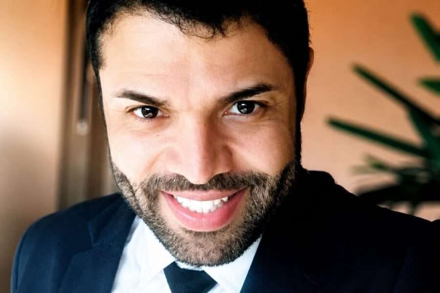 Delegado Jonatas celebra aniversário com ação de adoção de animais no Parque da Cidade Geral