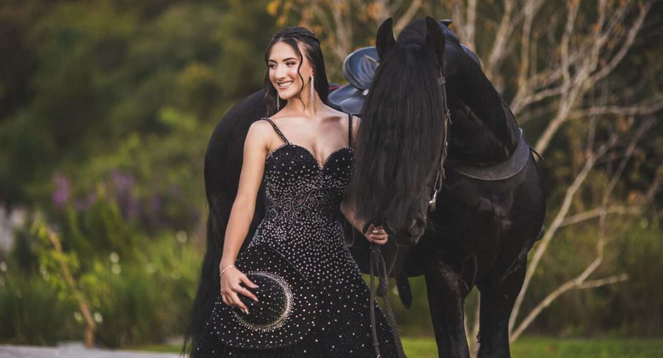 Luxo e alta-costura: Edson Eddel transforma debutante em obra de arte com criação exclusiva Moda